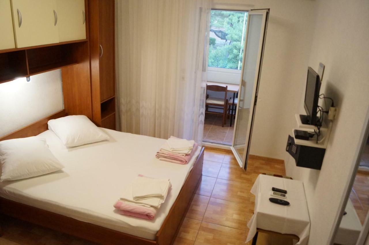מאקרסקה Apartments Mario With Private Parking מראה חיצוני תמונה