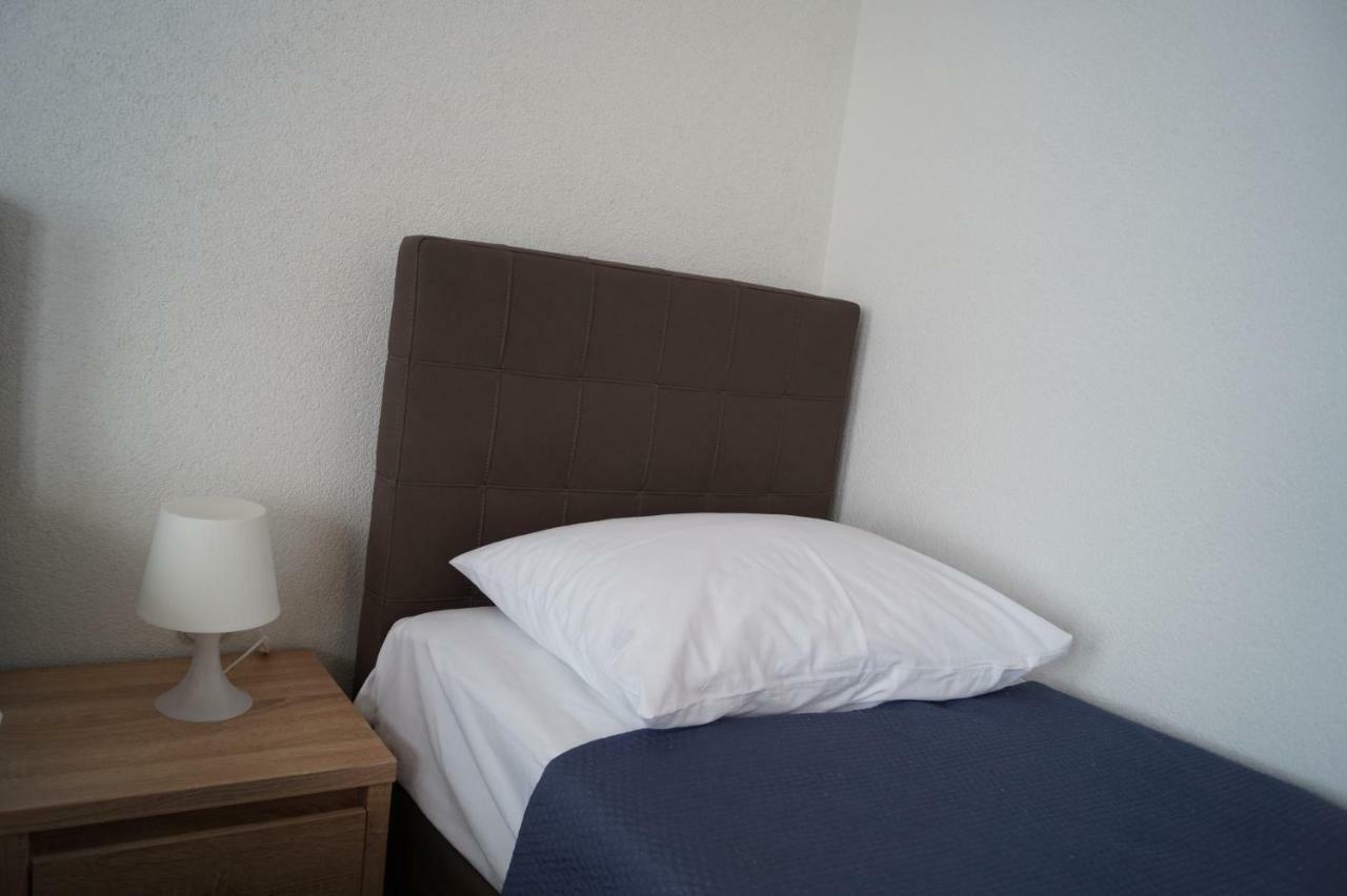 מאקרסקה Apartments Mario With Private Parking מראה חיצוני תמונה