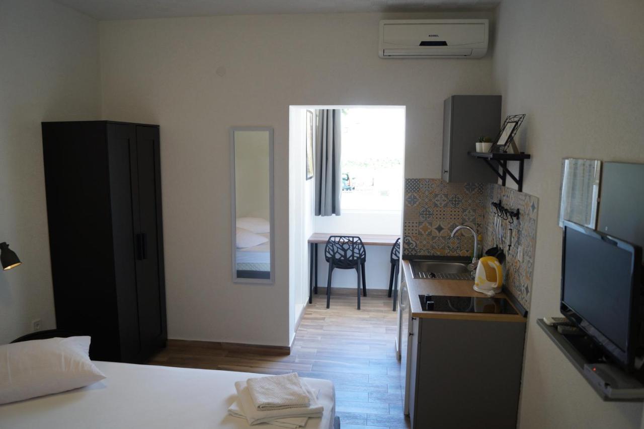 מאקרסקה Apartments Mario With Private Parking מראה חיצוני תמונה